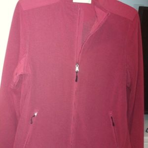 Jacket - zippered pockets